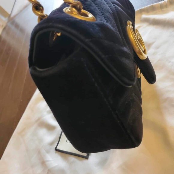 Authentic Gucci mini velvet marmont. - Picture 7 of 10
